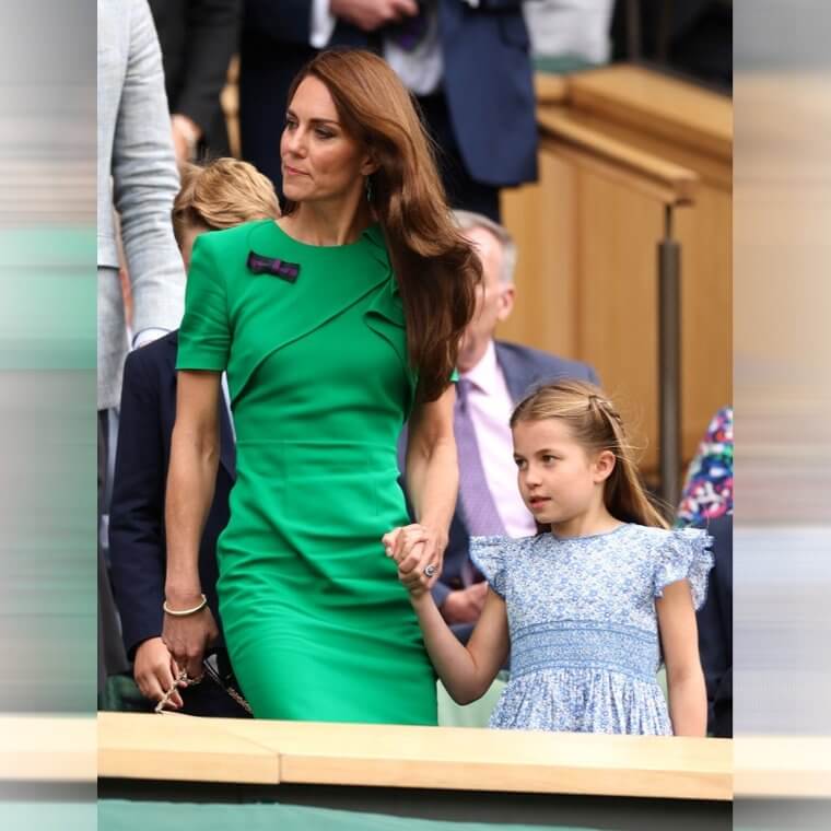 When Kate Wrinkled Her Dress